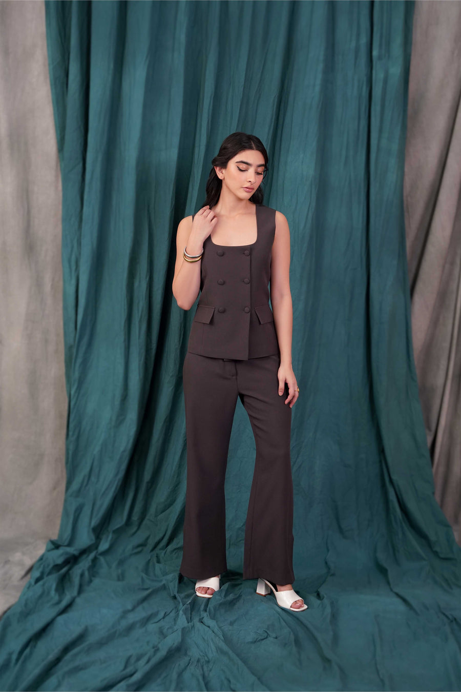 Double Pocket Waistcoat
blazer
womens blazer​
black blazer for women​
women blazer pakistan​
women blazers pakistan
blazer style women
blazer for women in pakistan
blazers for women in pakistan
chocolate brown blazer womens
waistcoat
womens waistcoat
womens waistcoat vest​
vintage waistcoat womens​
womens waistcoat jackets​
jeans waistcoat for ladies​
blue waistcoat with jeans​