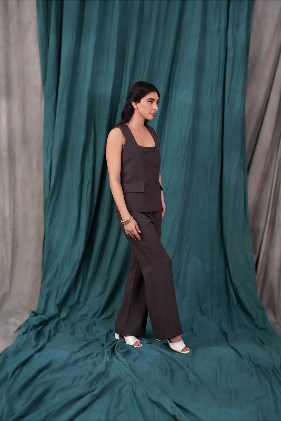 trousers
trousers for women
cargo trousers women
beige trousers womens​
wide leg trousers women
women trouser design
womens trouser styles​
black trousers women
cotton trousers women​
pakistani trousers for women​
straight trousers women's​
women's trousers pakistani​
blue trousers womens​
slim cargo trousers womens​
stylish trousers for women